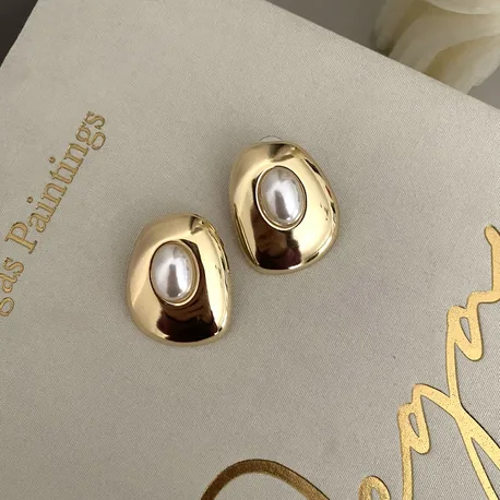 İncili Gold Küpe